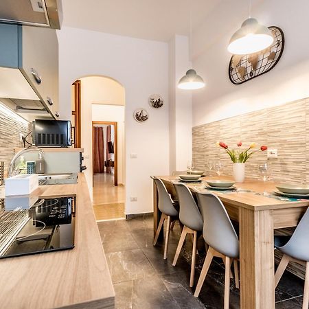 ローマLa Casa Di Umbertoアパートメント エクステリア 写真